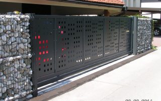 Perforirana samonosna vrata_137