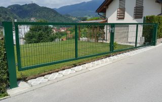 Večja dvokrilna vrata_173